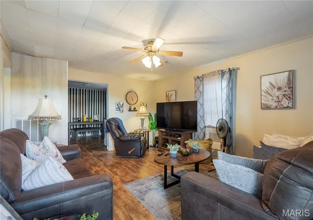 Homes for sale in Sikeston, MO | 404 W Murray Ln, Sikeston, MO 63801 | MLS# MIS26038682