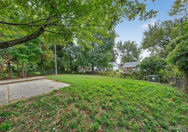 23rd image of 138 Grampian Rd, Riverview, MO 63137 | MLS# MIS26038691