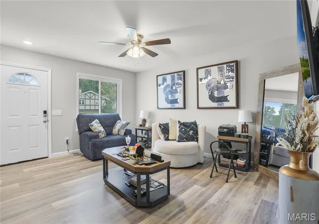 Photo 3 of Sale Pending at 15575 Fox Plains Dr, Florissant, MO 63034 | MLS# MIS26038708 | Listing updated on 2026-07-30