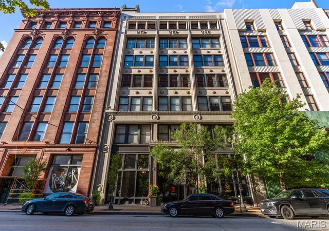 Condo for sale at 1015 Washington Ave #501, Saint Louis, MO 63101 | MLS# MIS26038711