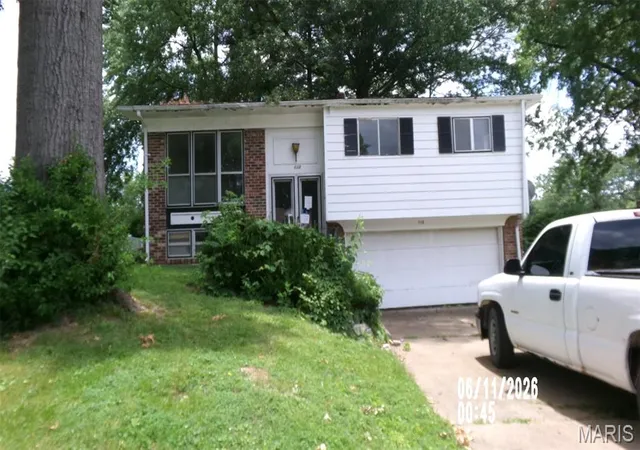 Homes for sale in Swansea, IL | 112 Philecia Dr, Swansea, IL 62226 | MLS# MIS26038714