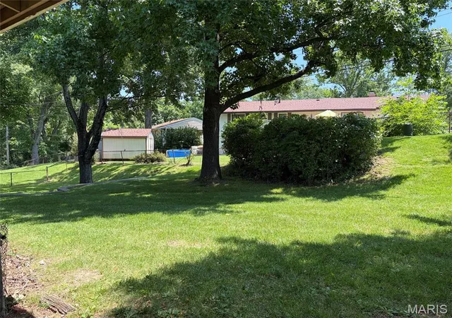 Homes for sale in Mehlville, MO | 3006 Rodapa Dr, Mehlville, MO 63125 | MLS# MIS26038727