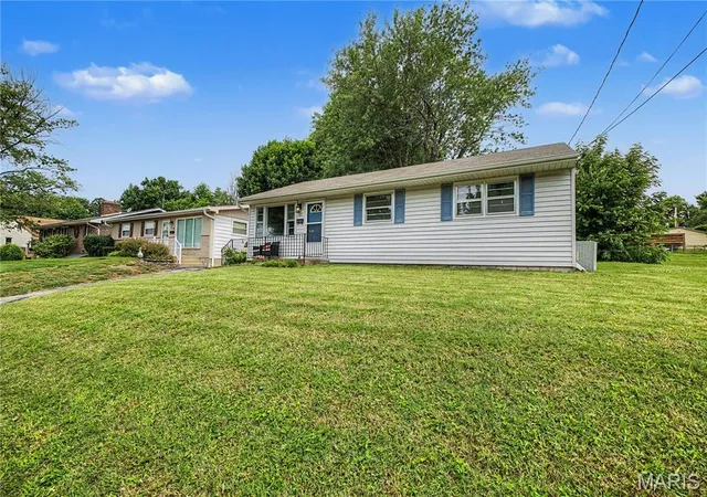 Homes for sale in Washington, MO | 521 E 7th St, Washington, MO 63090 | MLS# MIS26038744