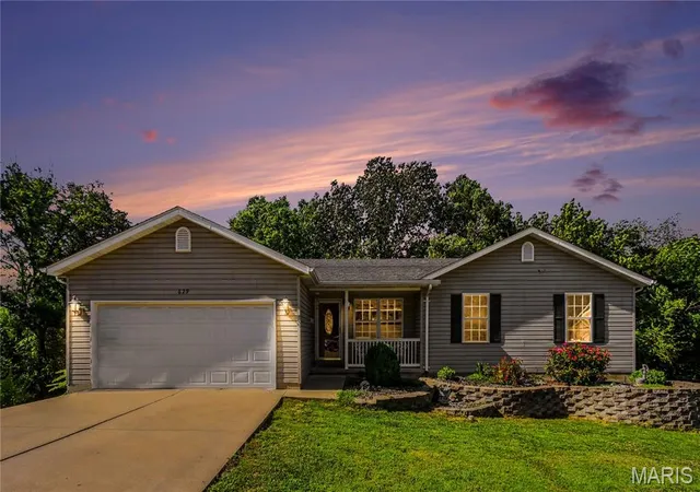 Homes for sale in Festus, MO | 629 Locust St, Festus, MO 63028 | MLS# MIS26038748