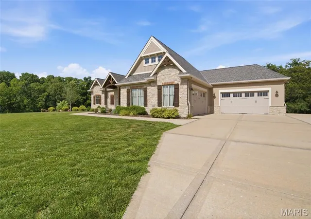 5th image of 9420 Gilmore Lake Rd, Columbia, IL 62236 | MLS# MIS26038784