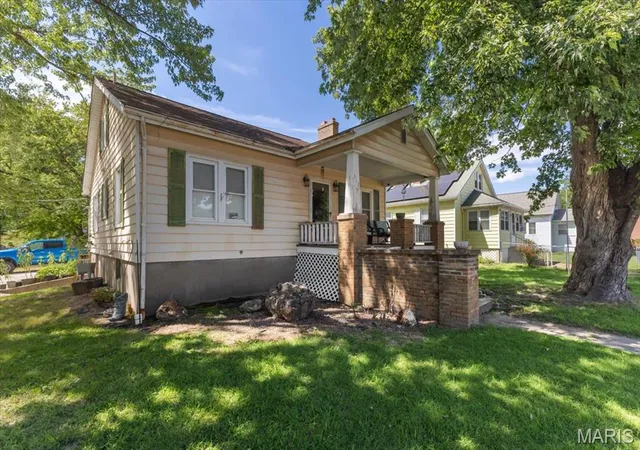 Homes for sale in Prairie Du Rocher, IL | 317 Henry St, Prairie Du Rocher, IL 62277 | MLS# MIS26038788