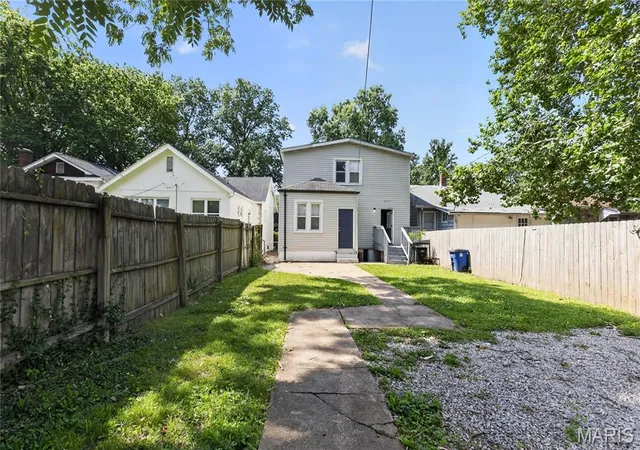 Homes for sale in University City, MO | 6847 Corbitt Ave, University City, MO 63130 | MLS# MIS26038793