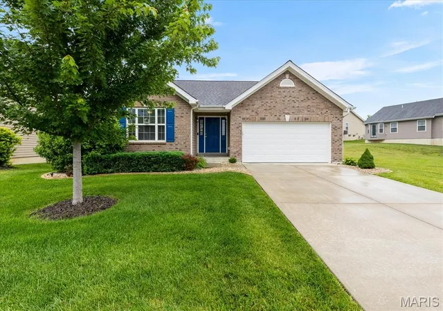 Homes for sale in Wentzville, MO | 405 Jockeys Run, Wentzville, MO 63385 | MLS# MIS26038804