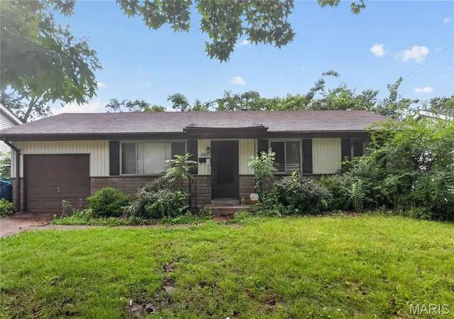 Photo 1 of Sale Pending at 10061 Lilac Ave, Saint Louis, MO 63137 | MLS# MIS26038807 | Listing updated on 2026-10-19