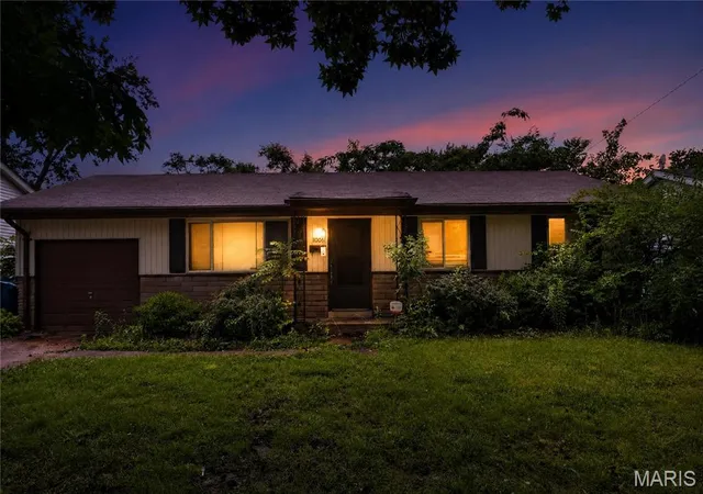 Photo 2 of Sale Pending at 10061 Lilac Ave, Saint Louis, MO 63137 | MLS# MIS26038807 | Listing updated on 2026-10-19