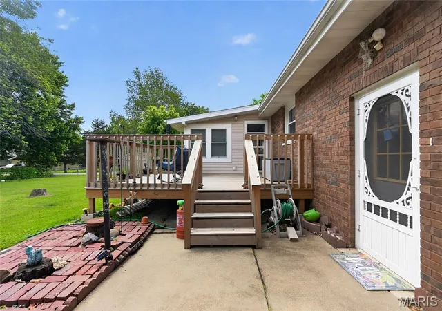 Homes for sale in Benld, IL | 702 N 4th St, Benld, IL 62009 | MLS# MIS26038810