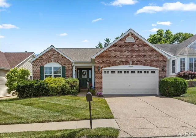 Homes for sale in Lake Saint Louis, MO | 2038 Hawks Landing Dr, Lake Saint Louis, MO 63367 | MLS# MIS26038825