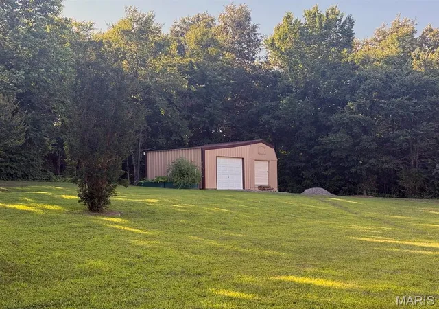 Homes for sale in Dexter, MO | 1205 N Hickory St, Dexter, MO 63841 | MLS# MIS26038830
