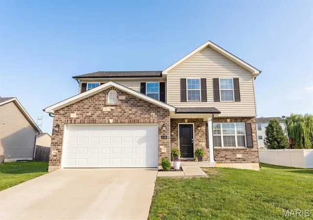 Homes for sale in Shiloh, IL | 114 Wilson Creek Dr, Shiloh, IL 62221 | MLS# MIS26038847