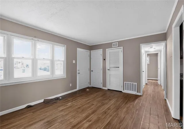 Photo 4 of Single family home for sale at 3829 Primm St, Saint Louis, MO 63123 | MLS# MIS26038849 | Listing updated on 2026-10-09