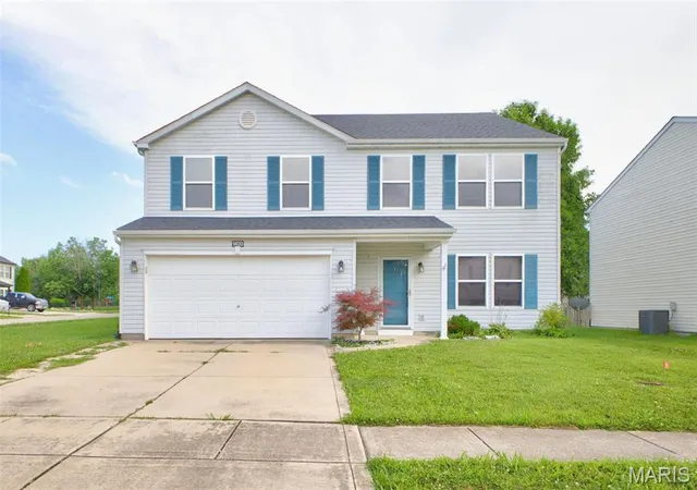 Homes for sale in Mascoutah, IL | 1400 Royal Forest Dr, Mascoutah, IL 62258 | MLS# MIS26038852