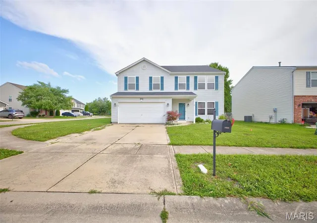 Homes for sale in Mascoutah, IL | 1400 Royal Forest Dr, Mascoutah, IL 62258 | MLS# MIS26038852