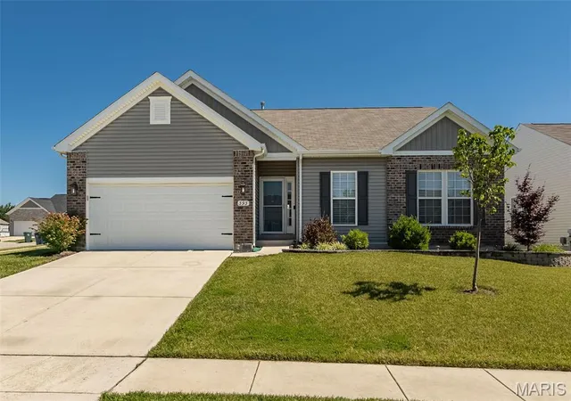 Homes for sale in Wentzville, MO | 393 Victory Height Dr, Wentzville, MO 63385 | MLS# MIS26038857