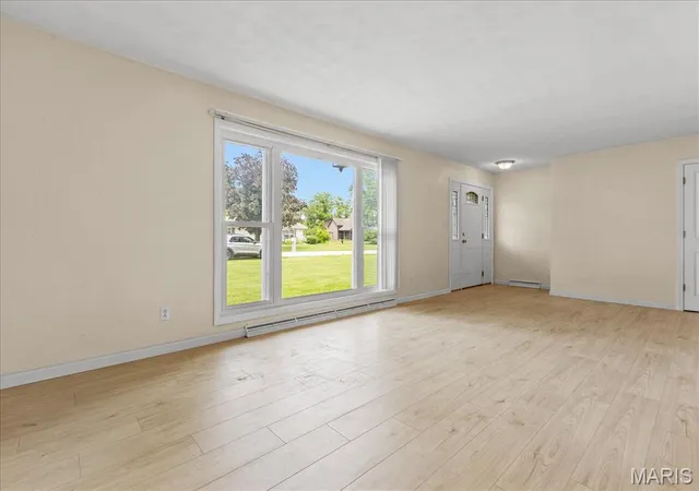 Homes for sale in Freeburg, IL | 3 Park St, Freeburg, IL 62243 | MLS# MIS26038887