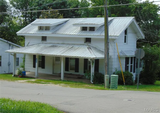 Homes for sale in Doniphan, MO | 112 W Water St, Doniphan, MO 63935 | MLS# MIS26038889