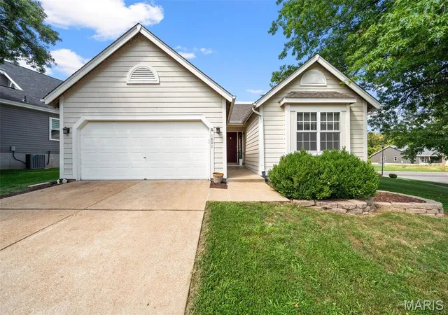 Photo 2 of Sale Pending at 1803 Strawberry Ridge Dr, Ballwin, MO 63021 | MLS# MIS26038893 | Listing updated on 2026-08-24