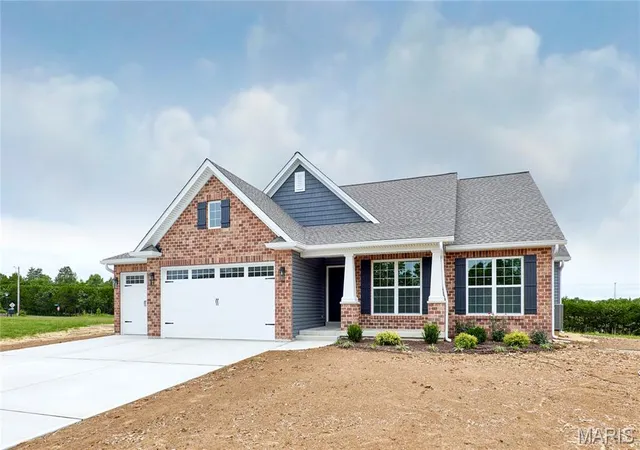 Photo 2 of Single family home for sale at 26300 Harmony Hills Dr, Warrenton, MO 63383 | MLS# MIS26038894 | Listing updated on 2026-10-02