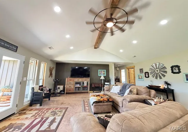 Homes for sale in Salem, MO | 4800 County Road 4210, Salem, MO 65560 | MLS# MIS26038902
