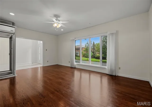 Homes for sale in Clayton, MO | 8333 Kingsbury Blvd, Clayton, MO 63105 | MLS# MIS26038908