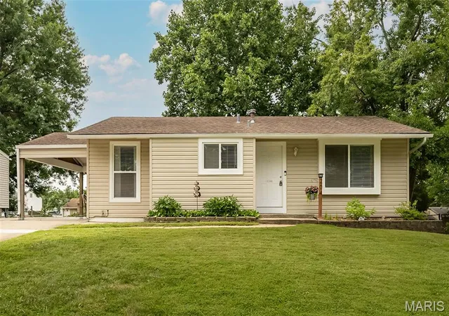 2nd image of 204 Wild Winds Dr, O Fallon, MO 63368 | MLS# MIS26038910