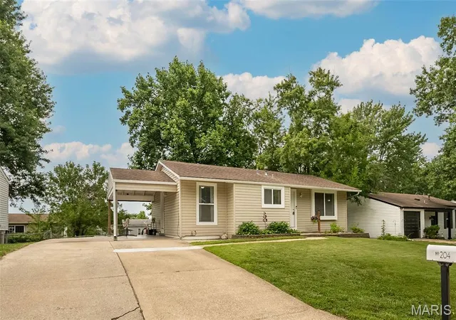 3rd image of 204 Wild Winds Dr, O Fallon, MO 63368 | MLS# MIS26038910
