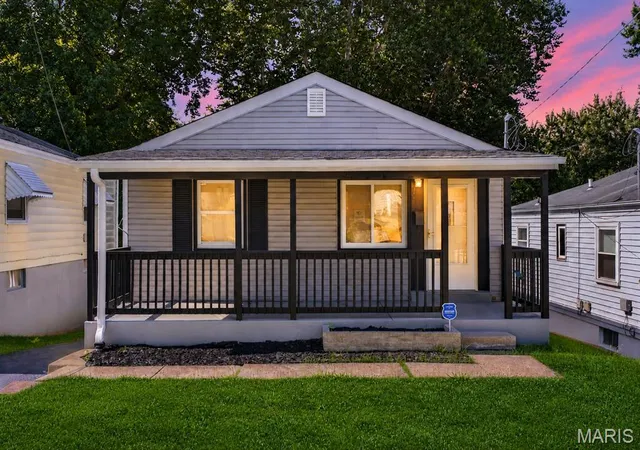 Photo 1 of Single family home for sale at 138 Elkan Ave, Saint Louis, MO 63135 | MLS# MIS26038939 | Listing updated on 2026-08-25