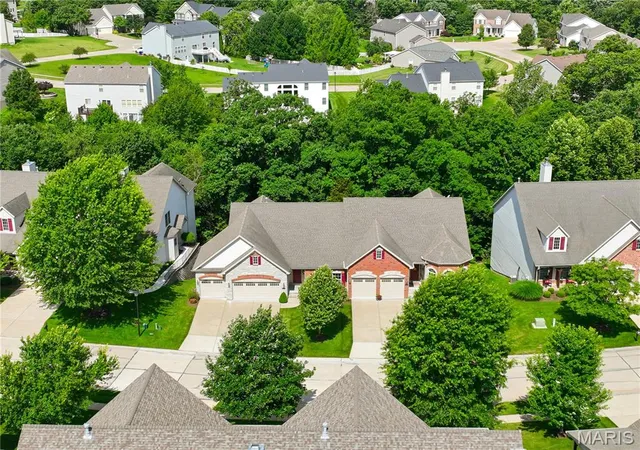 Homes for sale in Lake Saint Louis, MO | 1215 Silver Fern Dr, Lake Saint Louis, MO 63367 | MLS# MIS26038943