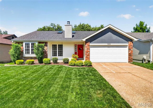 Homes for sale in Unincorporated, MO | 1509 Morning Sun Dr, Unincorporated, MO 63021 | MLS# MIS26038945