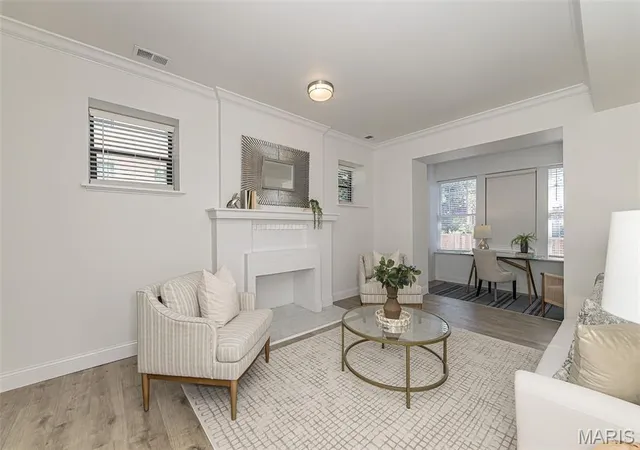 Photo 3 of Condo for sale at 527 Clara Ave #1A, Saint Louis, MO 63112 | MLS# MIS26038954 | Listing updated on 2026-10-08