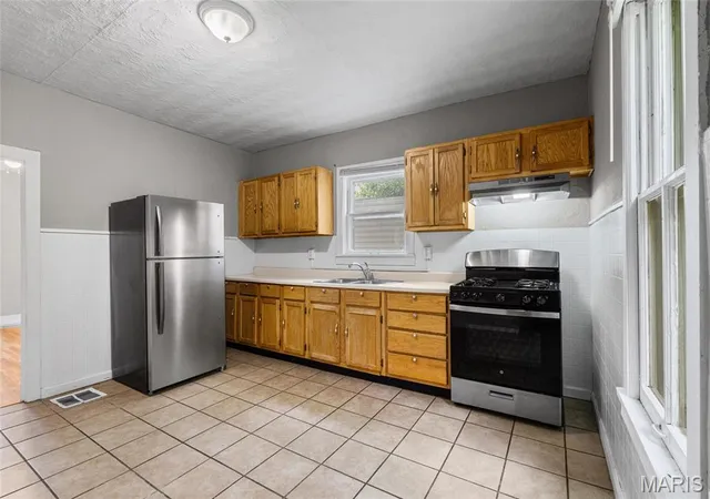 Homes for sale in University City, MO | 7033 Julian Ave, University City, MO 63130 | MLS# MIS26038959