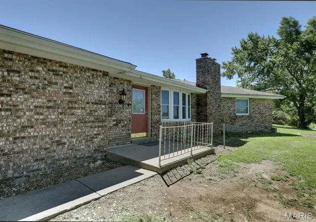 3rd image of 25636 County Road 367, Canton, MO 63435 | MLS# MIS26038962
