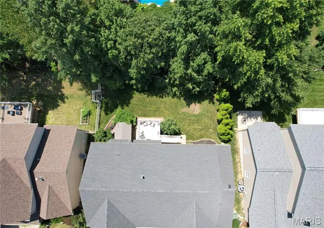 2nd image of 306 Magnolia Valley Dr, O Fallon, MO 63366 | MLS# MIS26039001
