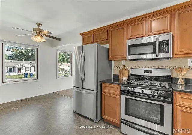 Photo 2 of Single family home for sale at 10724 Saint Matthew Ln, Saint Ann, MO 63074 | MLS# MIS26039006 | Listing updated on 2026-08-27