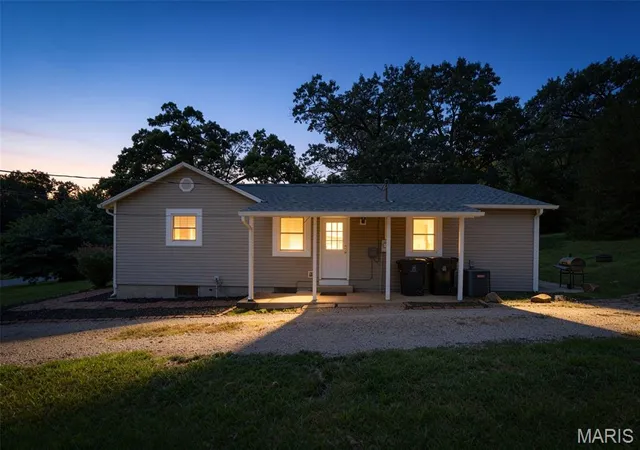 Photo 1 of Single family home for sale at 501 W Wayne St, Ironton, MO 63650 | MLS# MIS26039018 | Listing updated on 2026-09-25