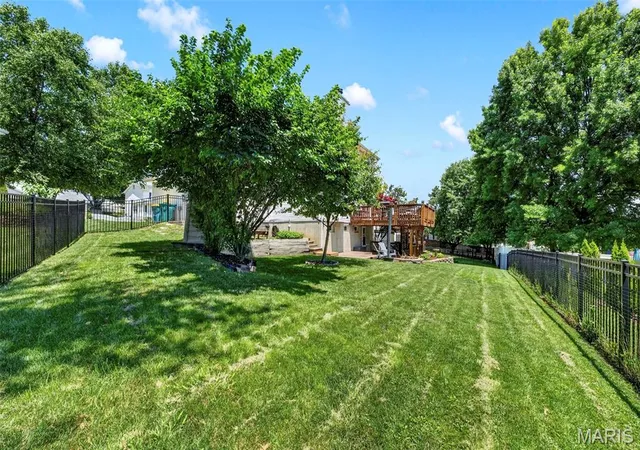 Homes for sale in Fenton, MO | 404 Silver Maple Ct, Fenton, MO 63026 | MLS# MIS26039022
