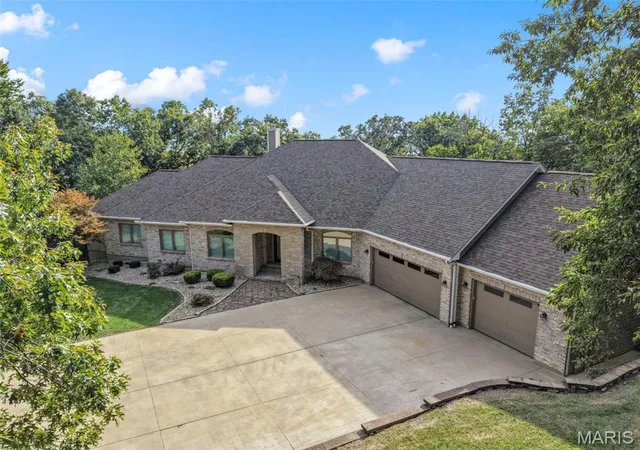 Photo 1 of Single family home for sale at 206 Legendary Psge Dr, Pacific, MO 63069 | MLS# MIS26039028 | Listing updated on 2026-09-28