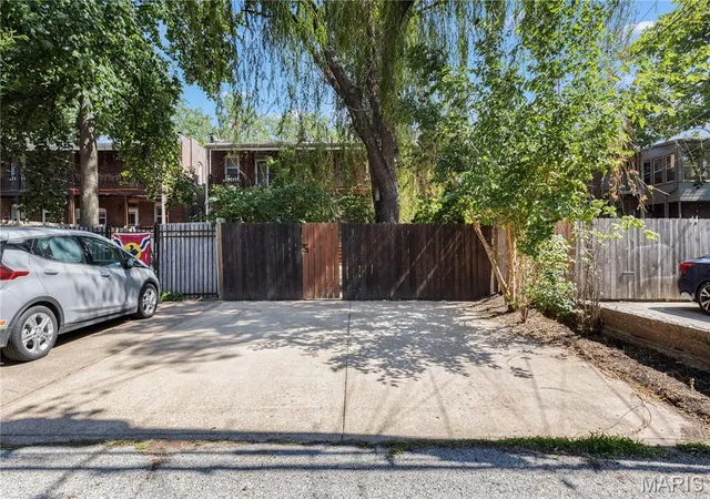 23rd image of 4062 Arsenal St, Saint Louis, MO 63116 | MLS# MIS26039042