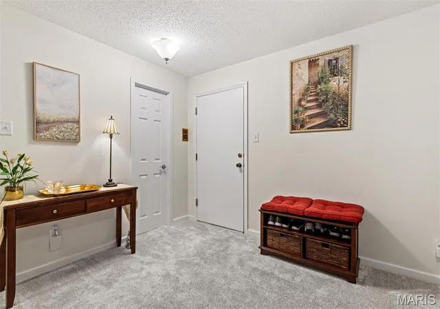 3rd image of 1511 Hampton Hall Dr #10, Chesterfield, MO 63017 | MLS# MIS26039046