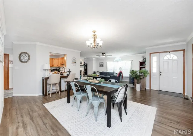 Homes for sale in Mascoutah, IL | 15 Michelle Dr, Mascoutah, IL 62258 | MLS# MIS26039051