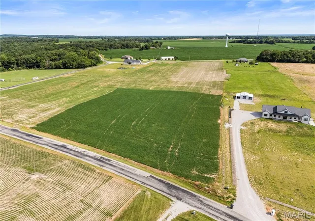 Homes for sale in Waterloo, IL | Lot 19 Kk Rd, Waterloo, IL 62298 | MLS# MIS26039060