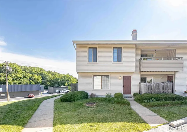 1st image of 13 Dixons Ct #B, O'fallon, MO 63366 | MLS# MIS26039067