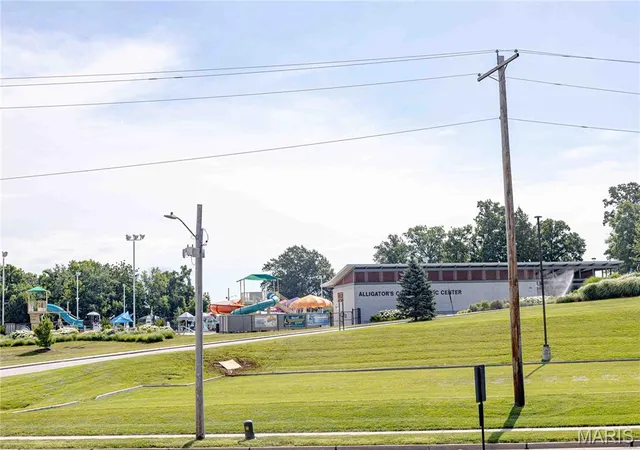 24th image of 13 Dixons Ct #B, O'fallon, MO 63366 | MLS# MIS26039067