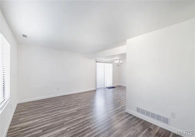 4th image of 13 Dixons Ct #B, O'fallon, MO 63366 | MLS# MIS26039067