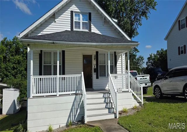 Homes for sale in Chester, IL | 1040 William St, Chester, IL 62233 | MLS# MIS26039071