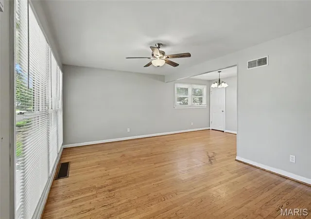 3rd image of 570 Saint Christina Ln, Florissant, MO 63031 | MLS# MIS26039106